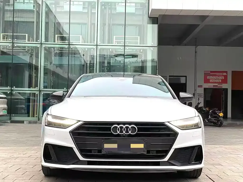Audi A7 2021 из CN, фото 3