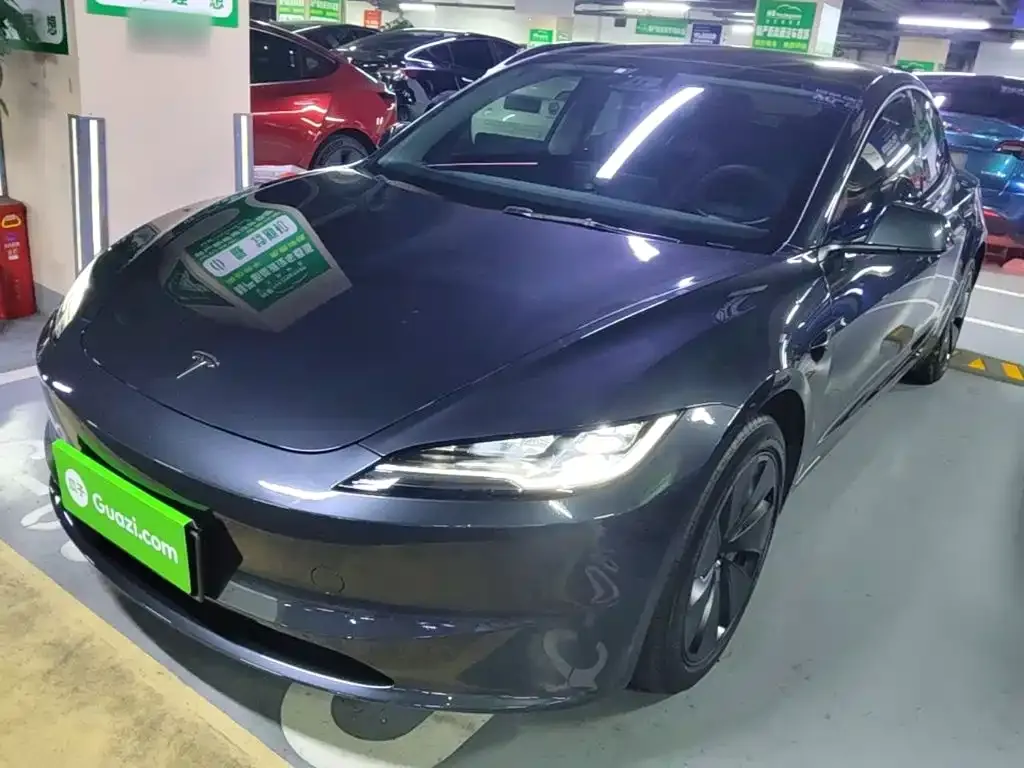 Tesla Model 3 — фото 5