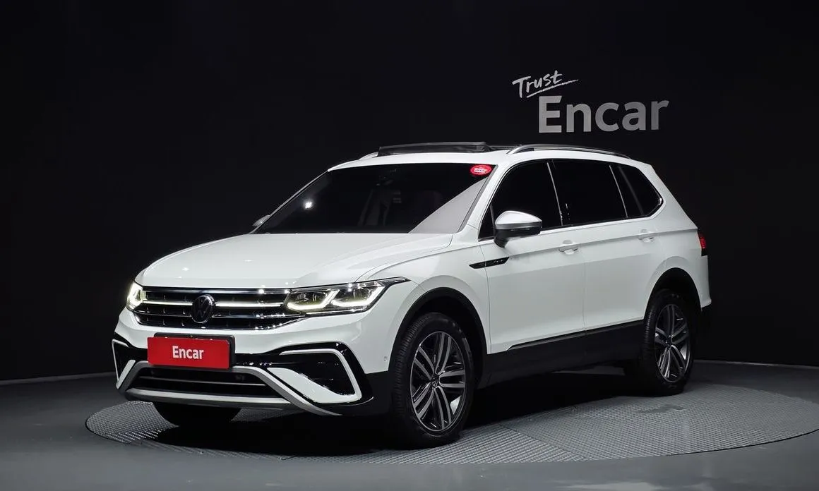 Volkswagen Tiguan — фото 1
