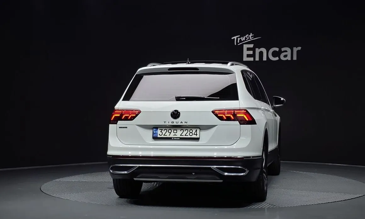 Volkswagen Tiguan — фото 10