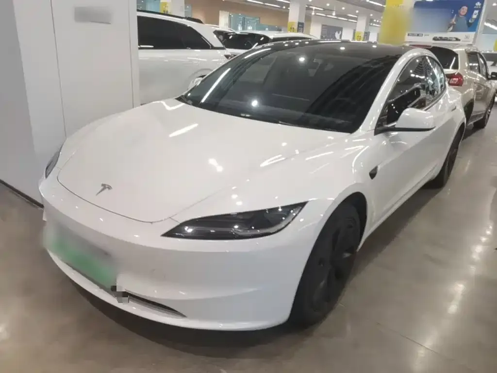 Tesla Model 3 — фото 5
