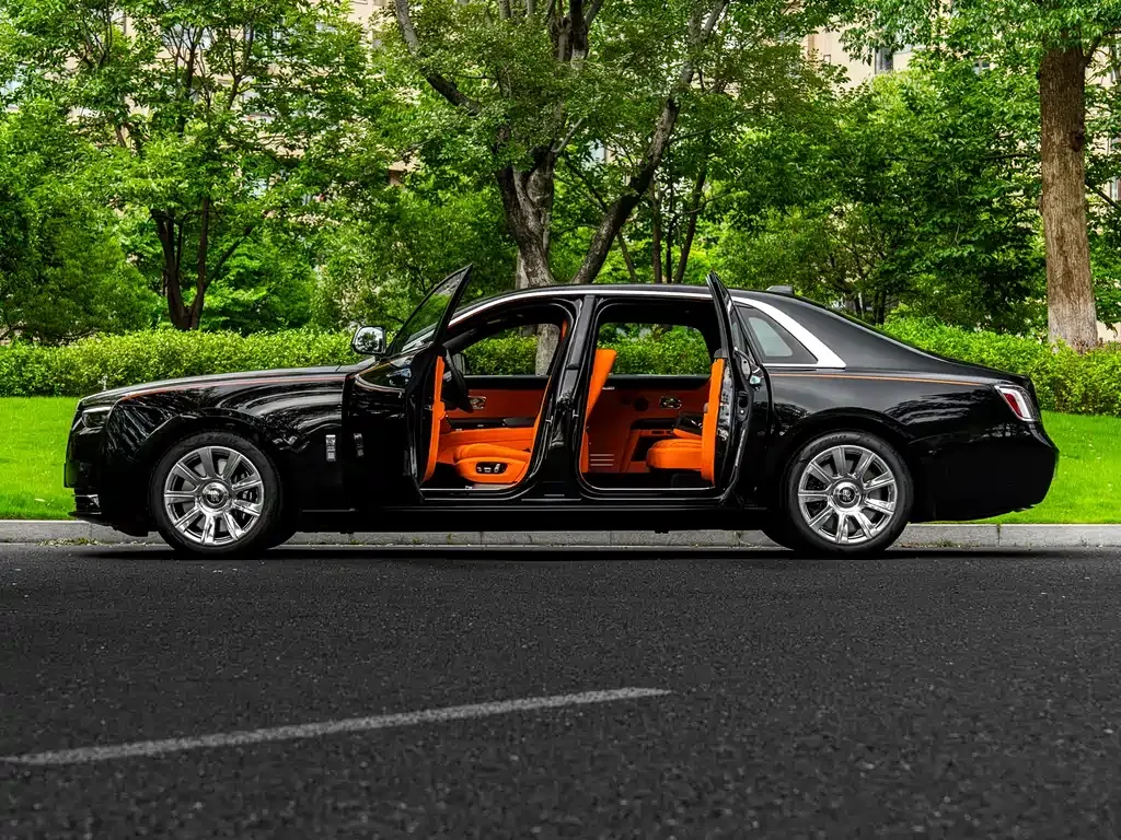 Rolls-Royce Ghost — фото 9