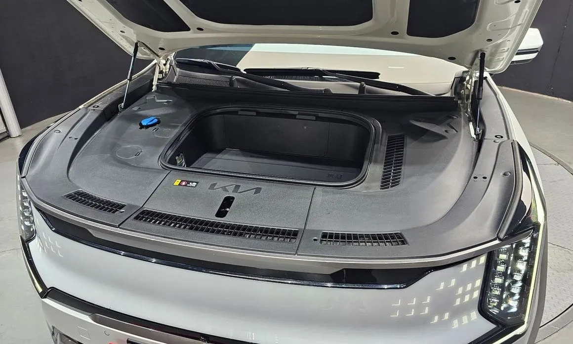 Kia EV9 — фото 8