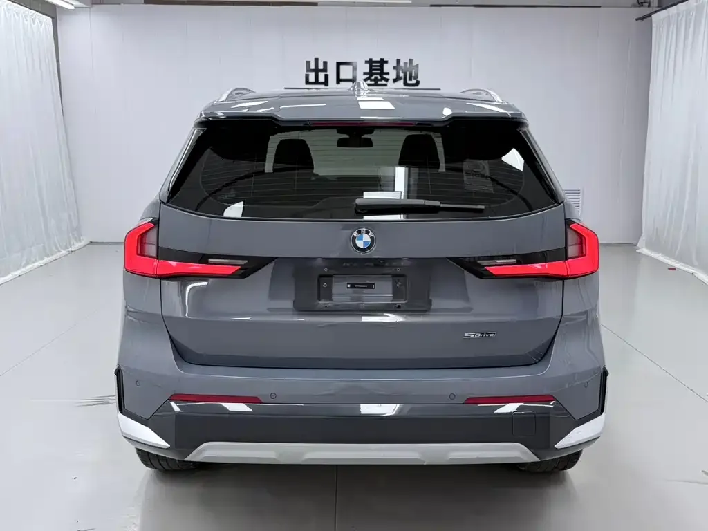 BMW X1 — фото 2