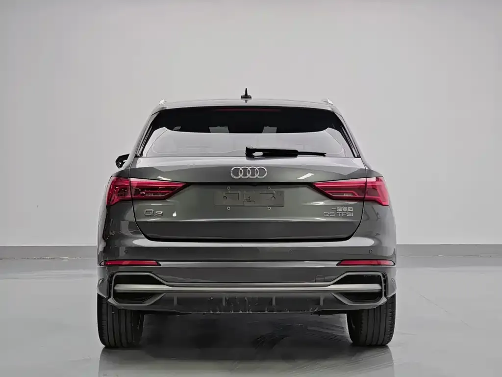 Audi Q3 — фото 7