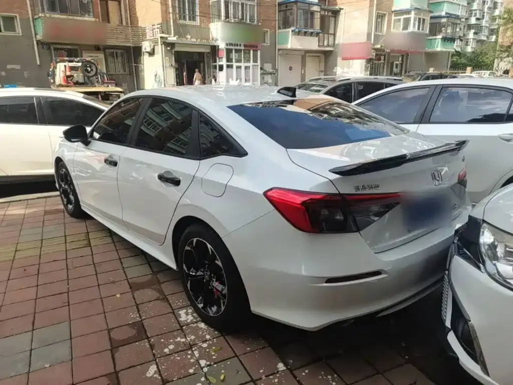 Honda Civic — фото 7