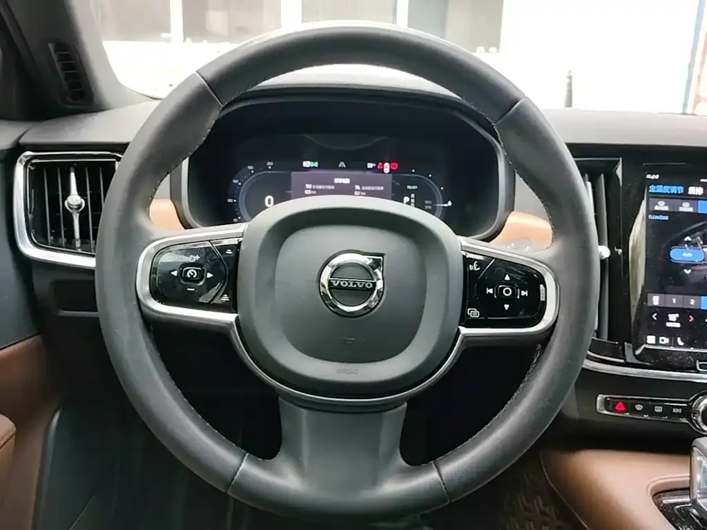 Volvo S90 PHEV — фото 6