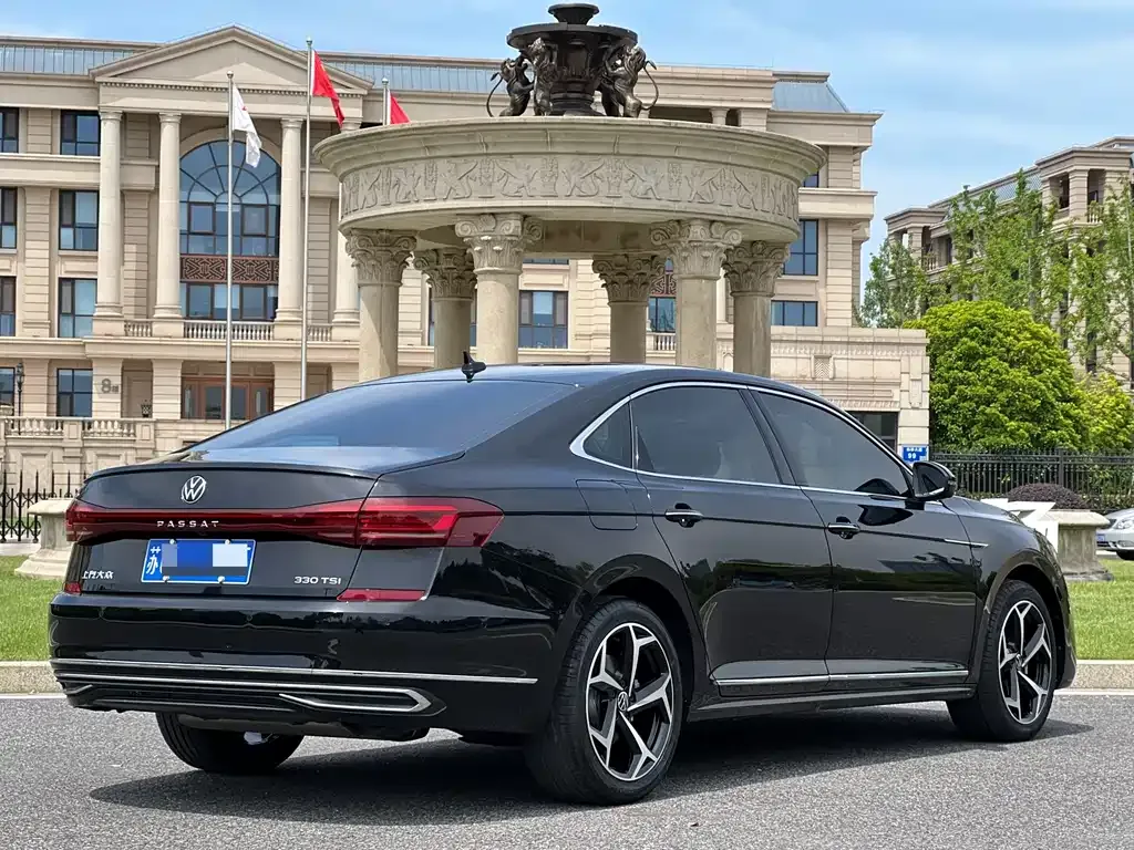 Volkswagen Passat — фото 2