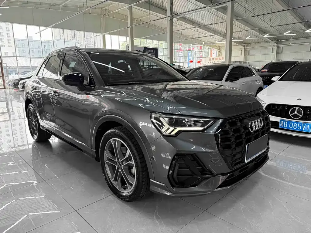 Audi Q3 — фото 6