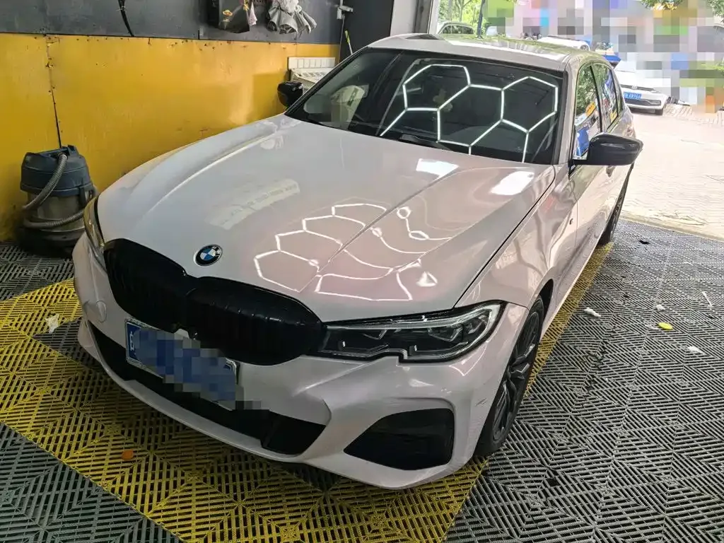 BMW 3 Series — фото 1