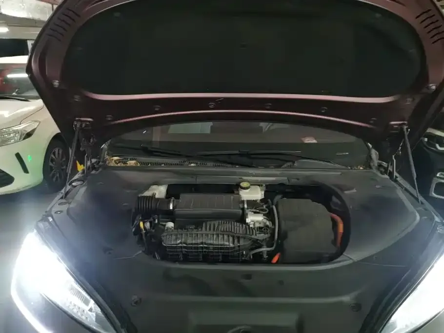 BYD Seal — фото 2