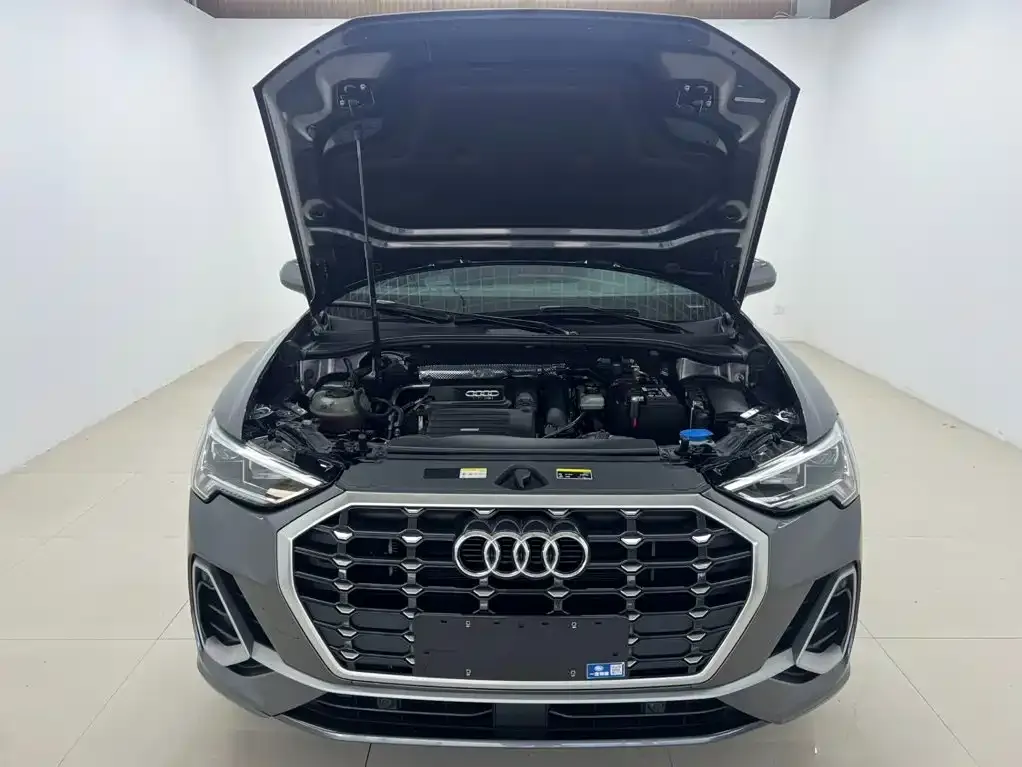 Audi Q3 — фото 4