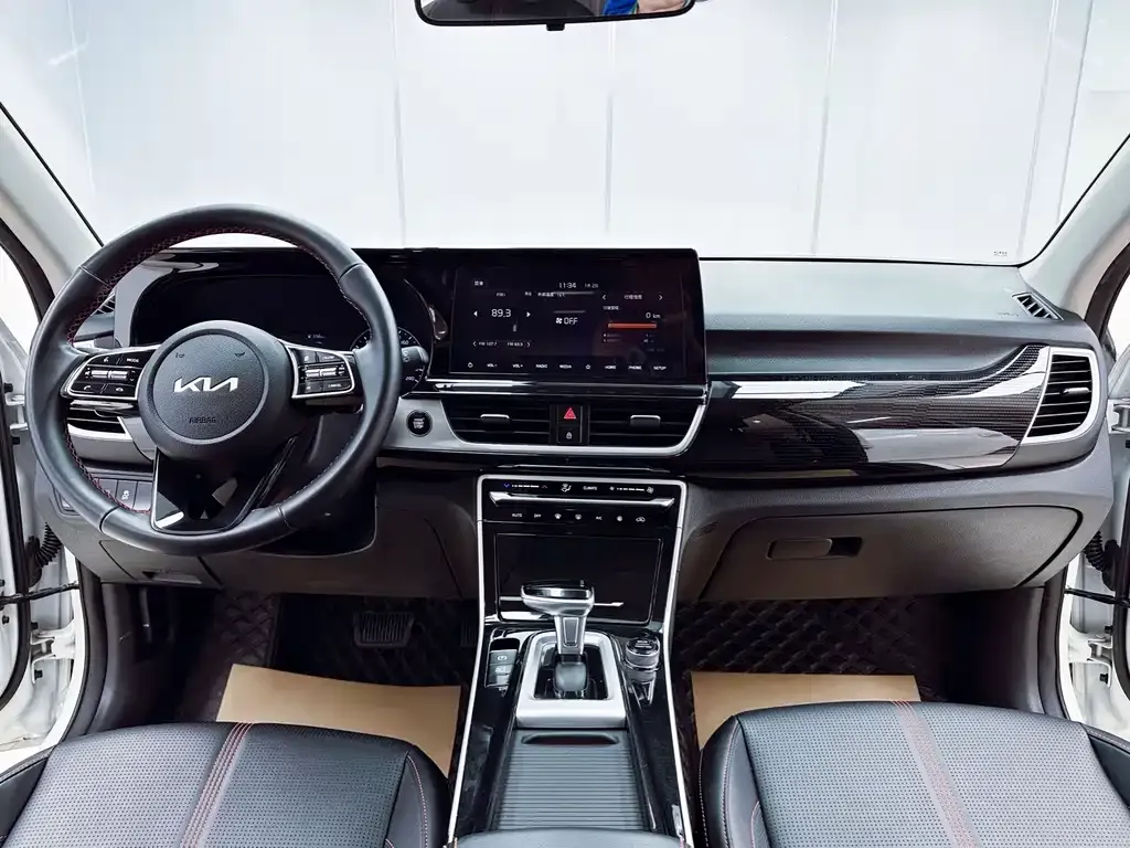 Kia KX3 — фото 10