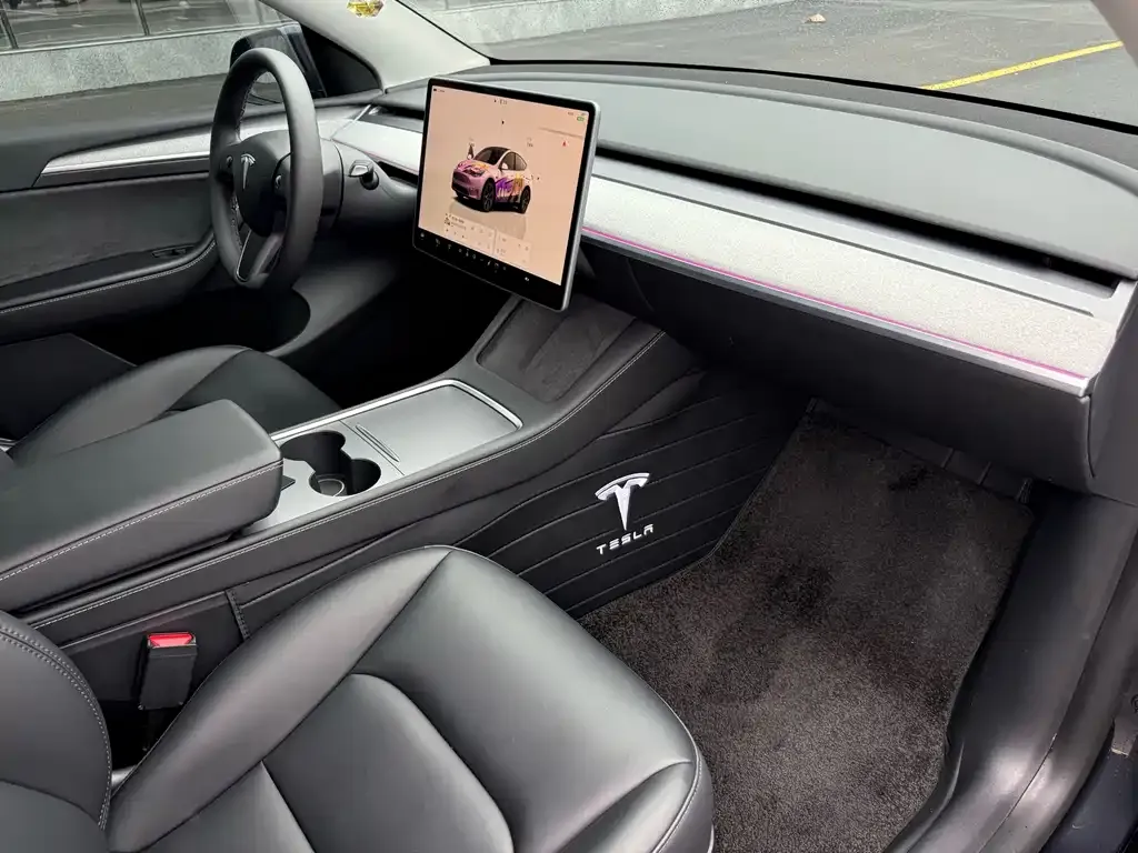 Tesla Model Y — фото 2