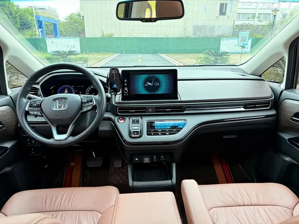Honda Odyssey — фото 10