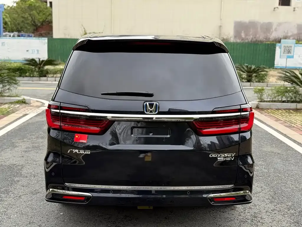 Honda Odyssey — фото 4