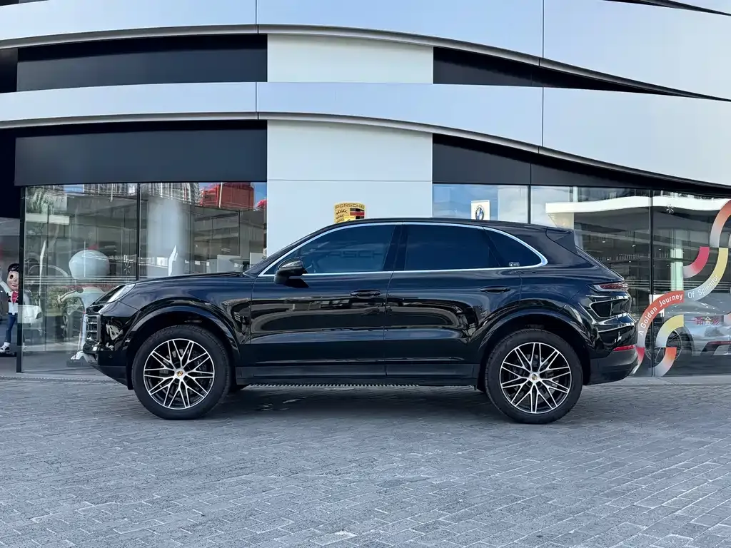 Porsche Cayenne — фото 2