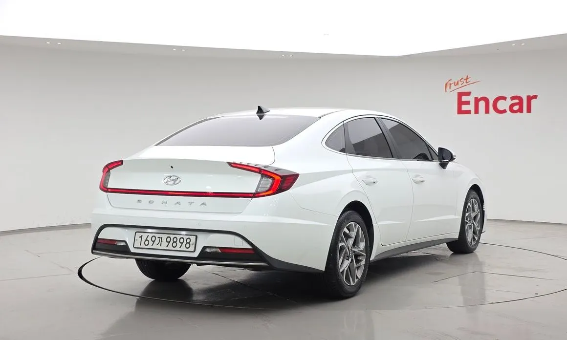 Hyundai Sonata — фото 2