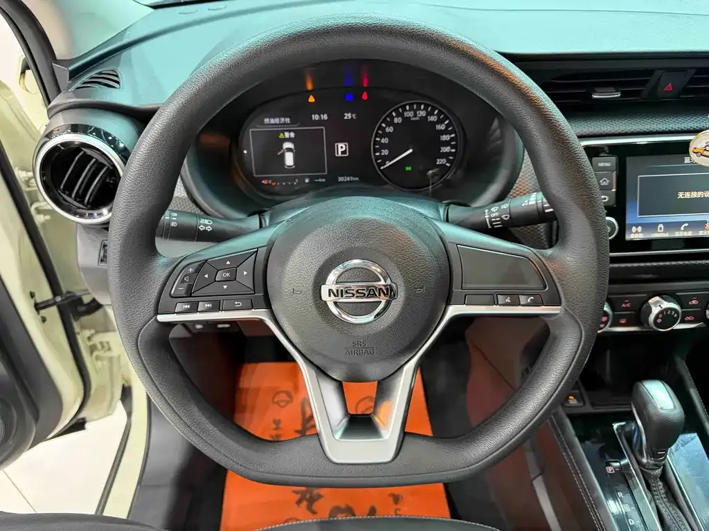 Nissan Kicks — фото 4