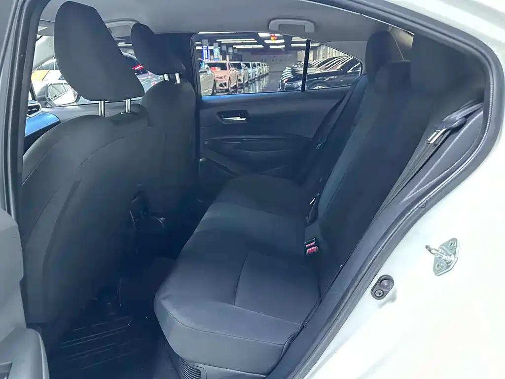 Toyota Levin 2024 из CN, фото 2