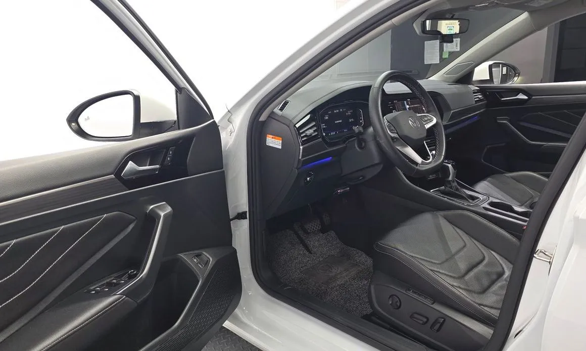 Volkswagen Jetta 2023 из KR, фото 6