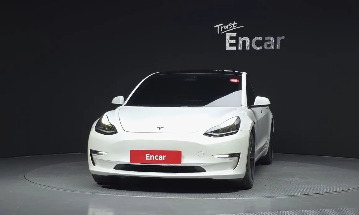 Tesla Model 3 2021 из KR, фото 3