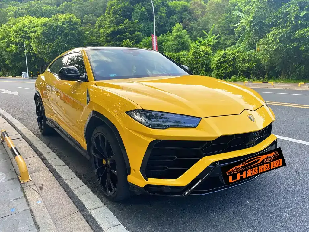 Lamborghini Urus — фото 6