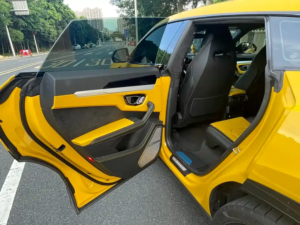 Lamborghini Urus — фото 5