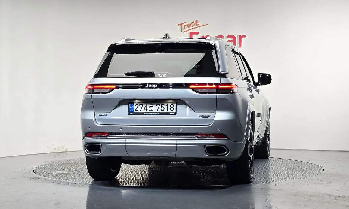 Jeep Cherokee — фото 4