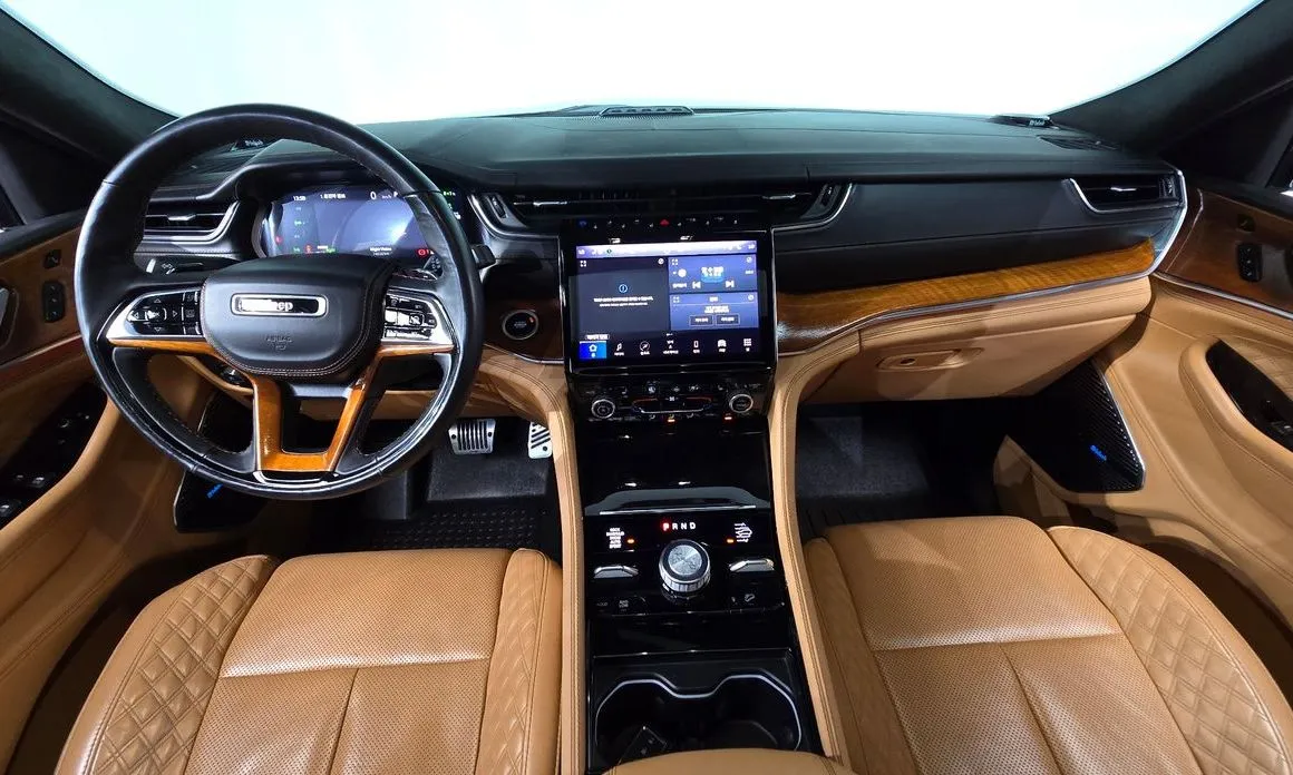 Jeep Cherokee — фото 9