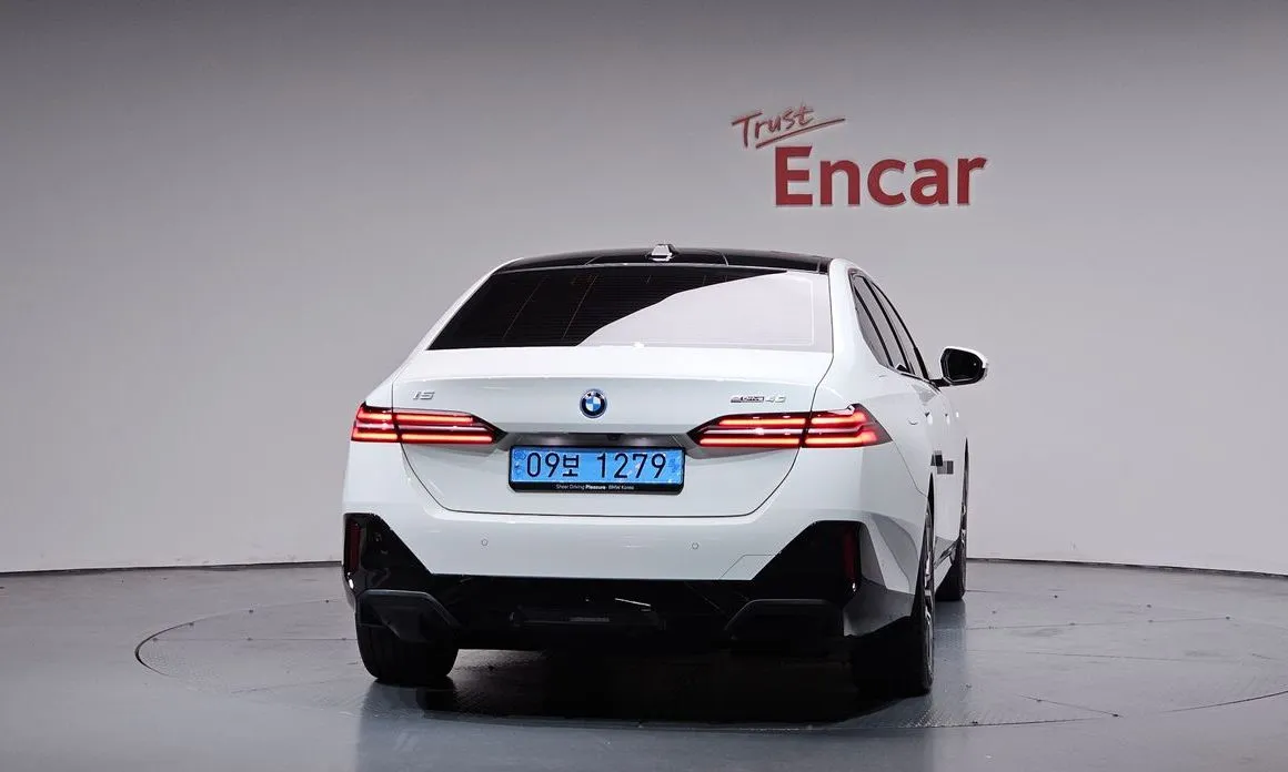 BMW i5 2025 из KR, фото 4