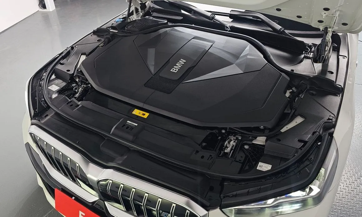 BMW i5 2025 из KR, фото 9