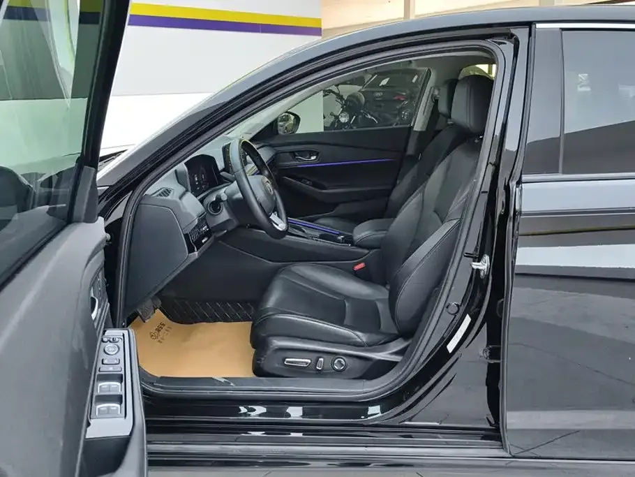Honda Accord — фото 6
