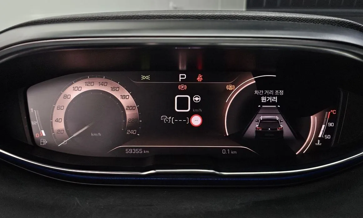 Peugeot 3008 2021 из KR, фото 2