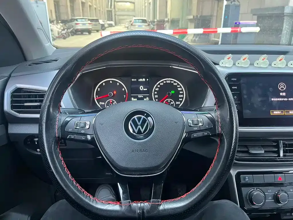 Volkswagen T-Cross — фото 8