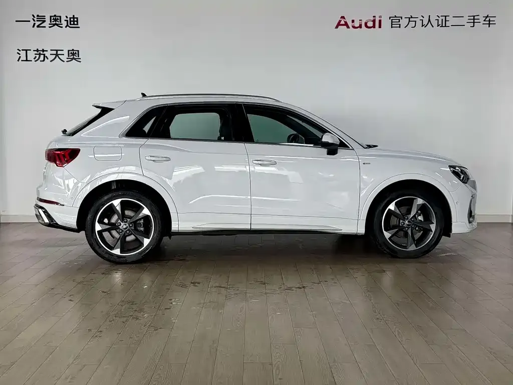 Audi Q3 — фото 3