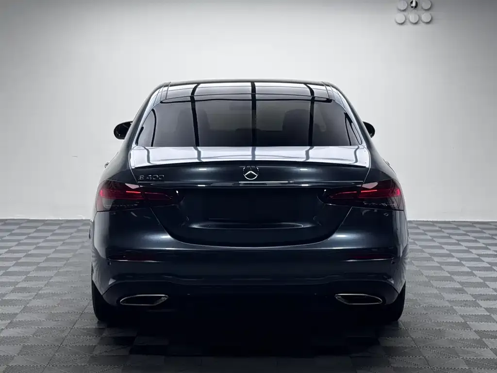 Mercedes-Benz E-Class (Import) — фото 2