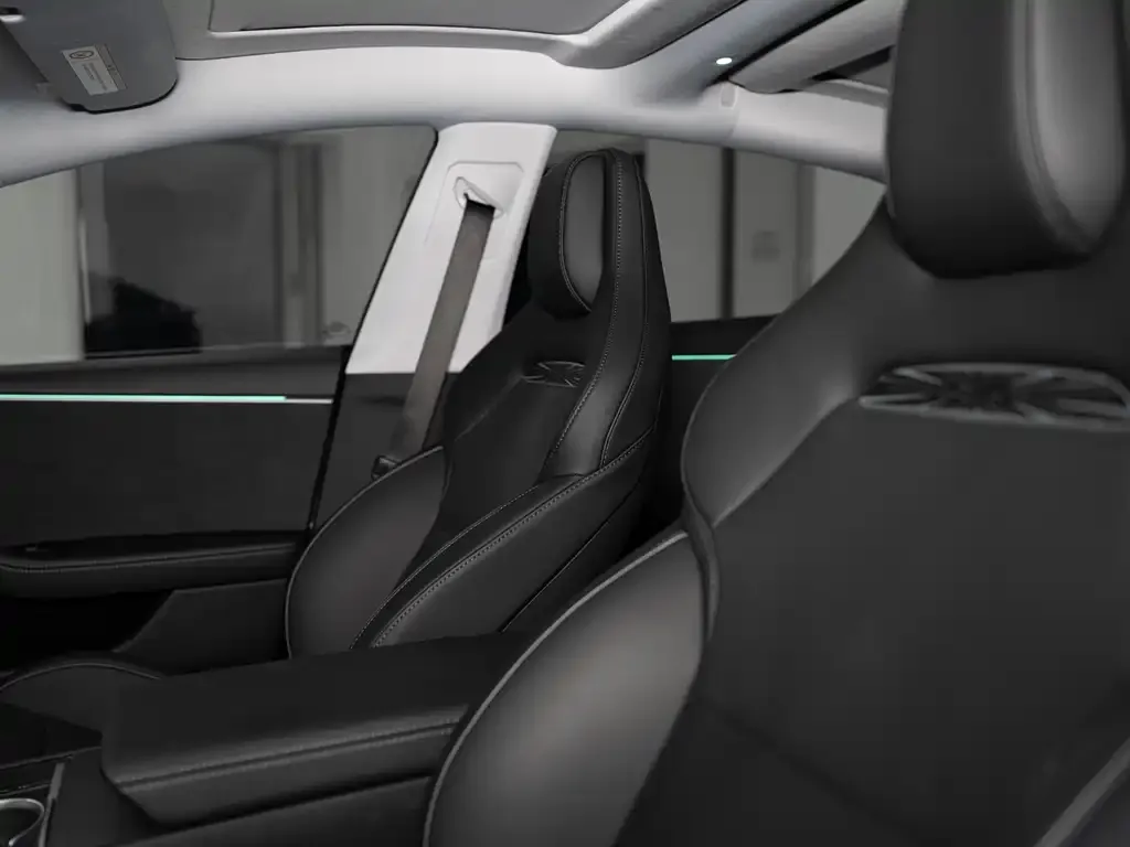 Tesla Model 3 — фото 6