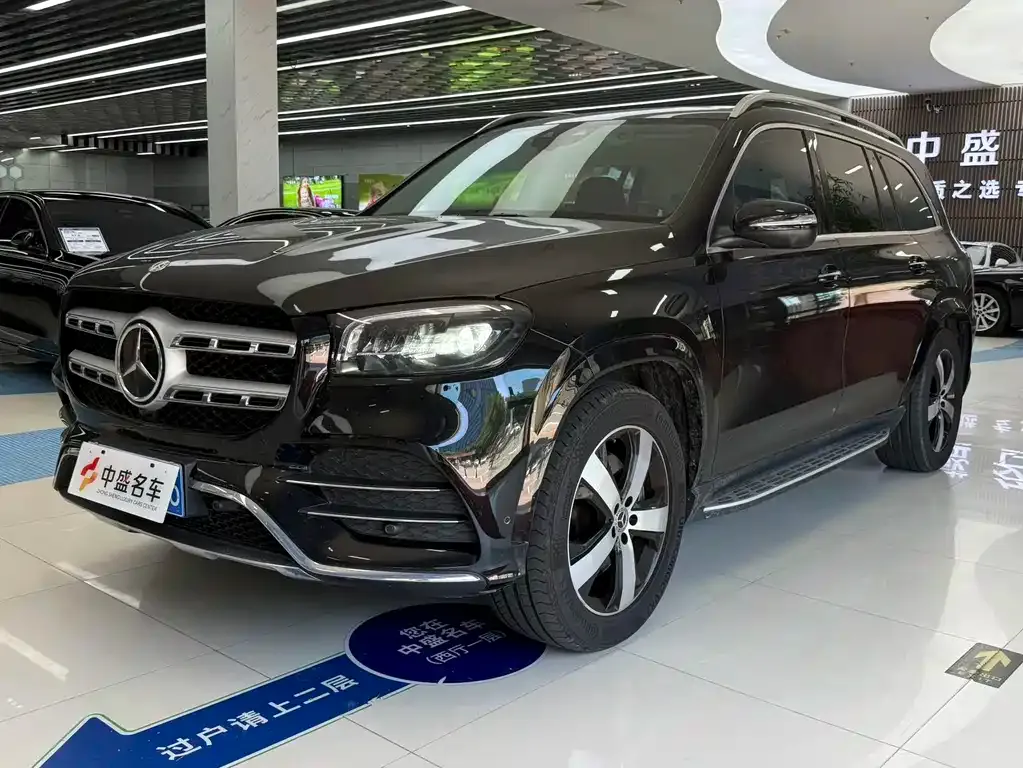 Mercedes-Benz GLS — фото 1