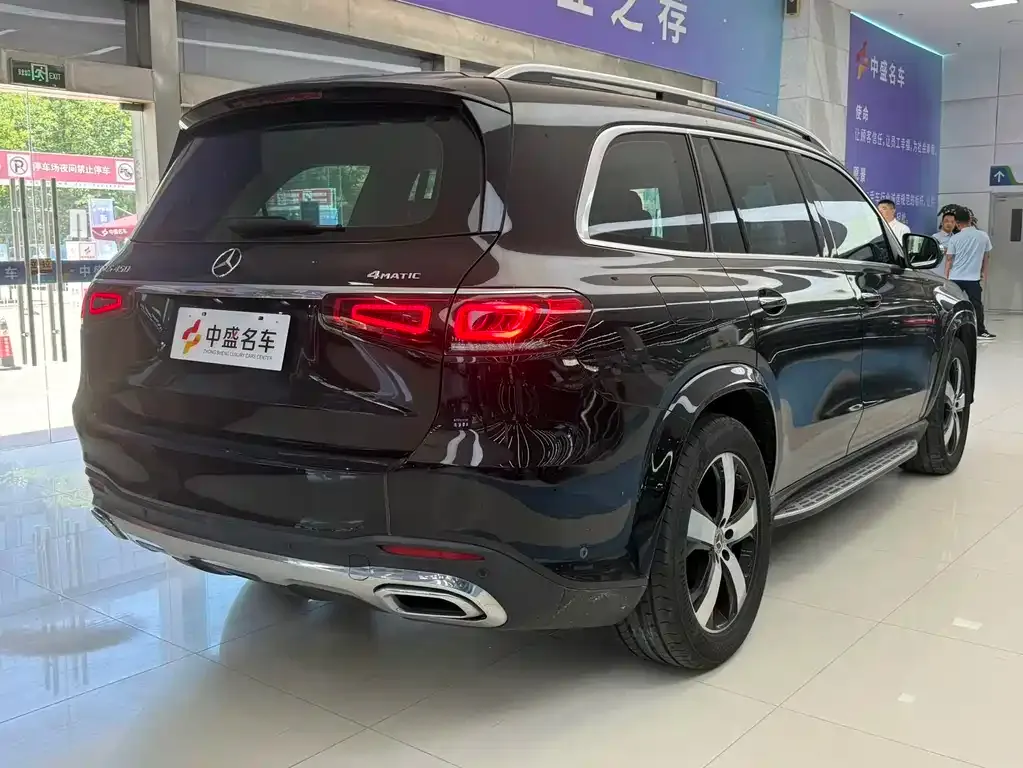 Mercedes-Benz GLS — фото 9