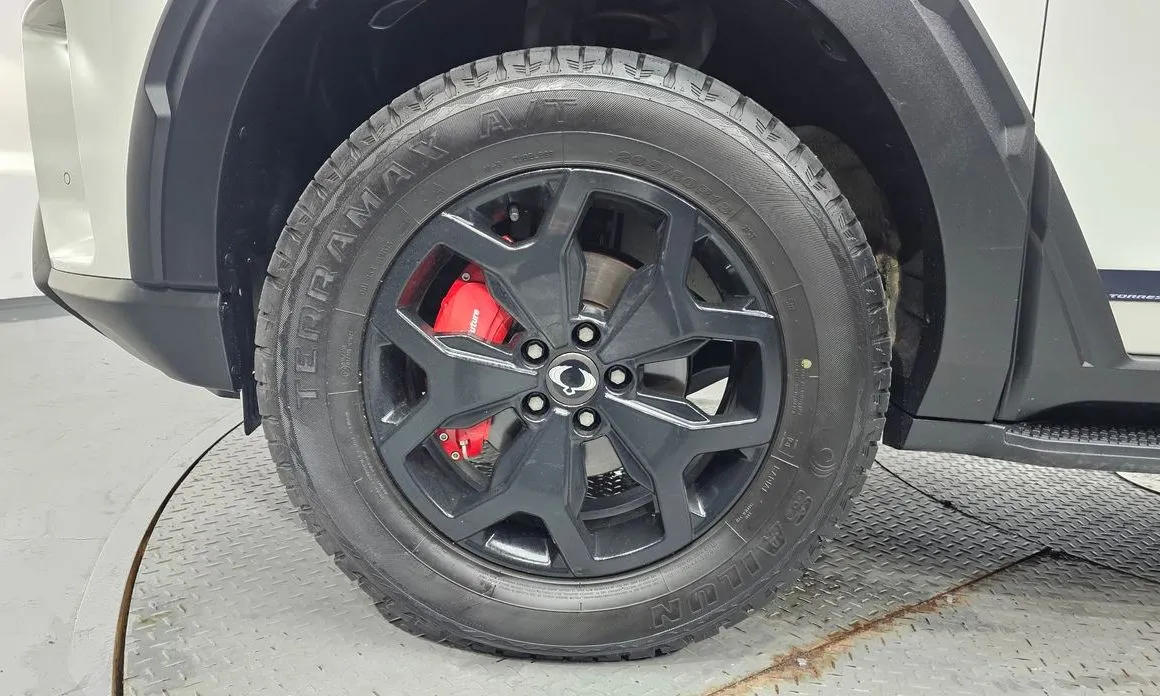 KG Mobility (Ssangyong) Torres — фото 10