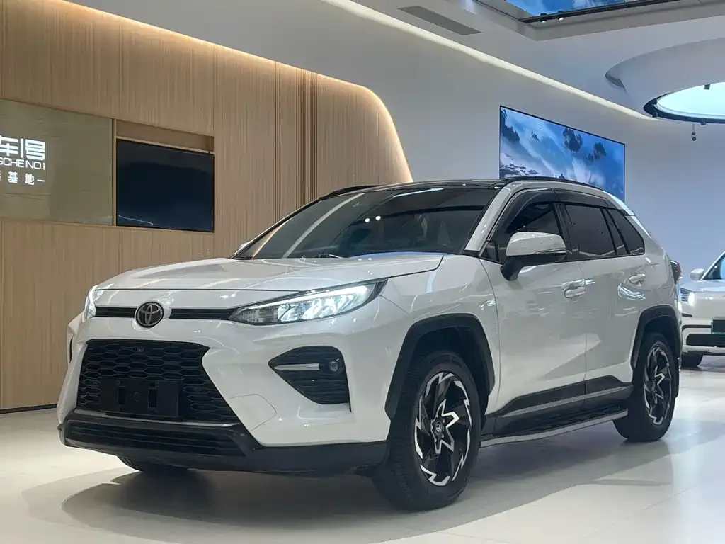 Toyota Wildlander — фото 1
