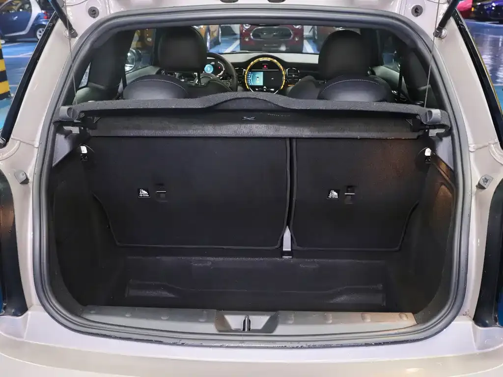 MINI Cooper (3-door) — фото 10