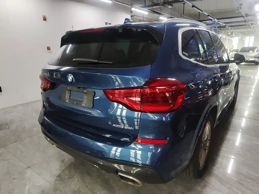 BMW X3 — фото 10