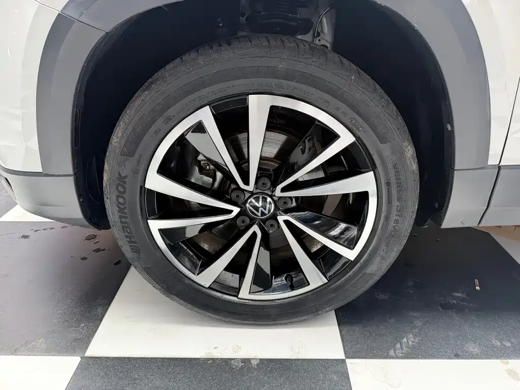 Volkswagen Tharu — фото 10