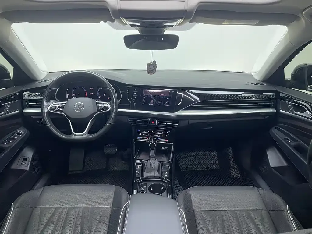 Volkswagen Passat — фото 7