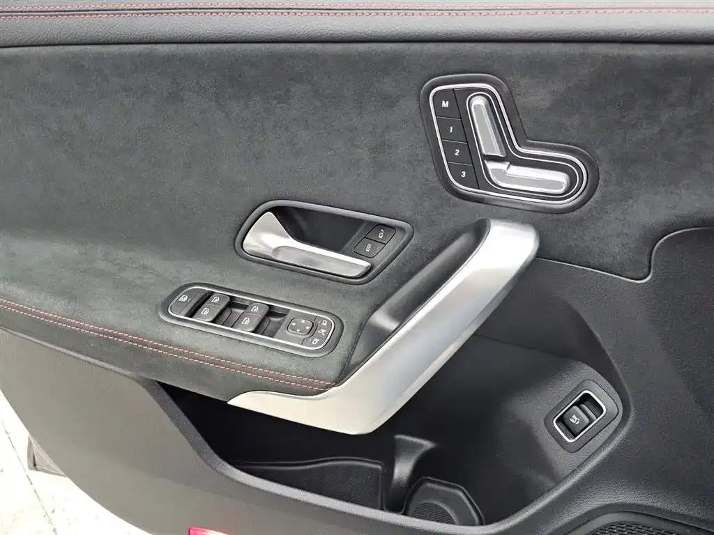 Mercedes-Benz CLA (Import) 2024 из CN, фото 7
