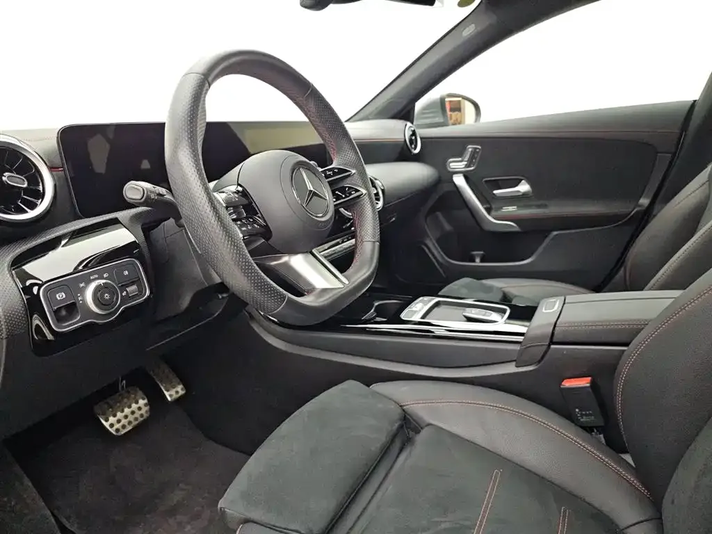 Mercedes-Benz CLA (Import) 2024 из CN, фото 8