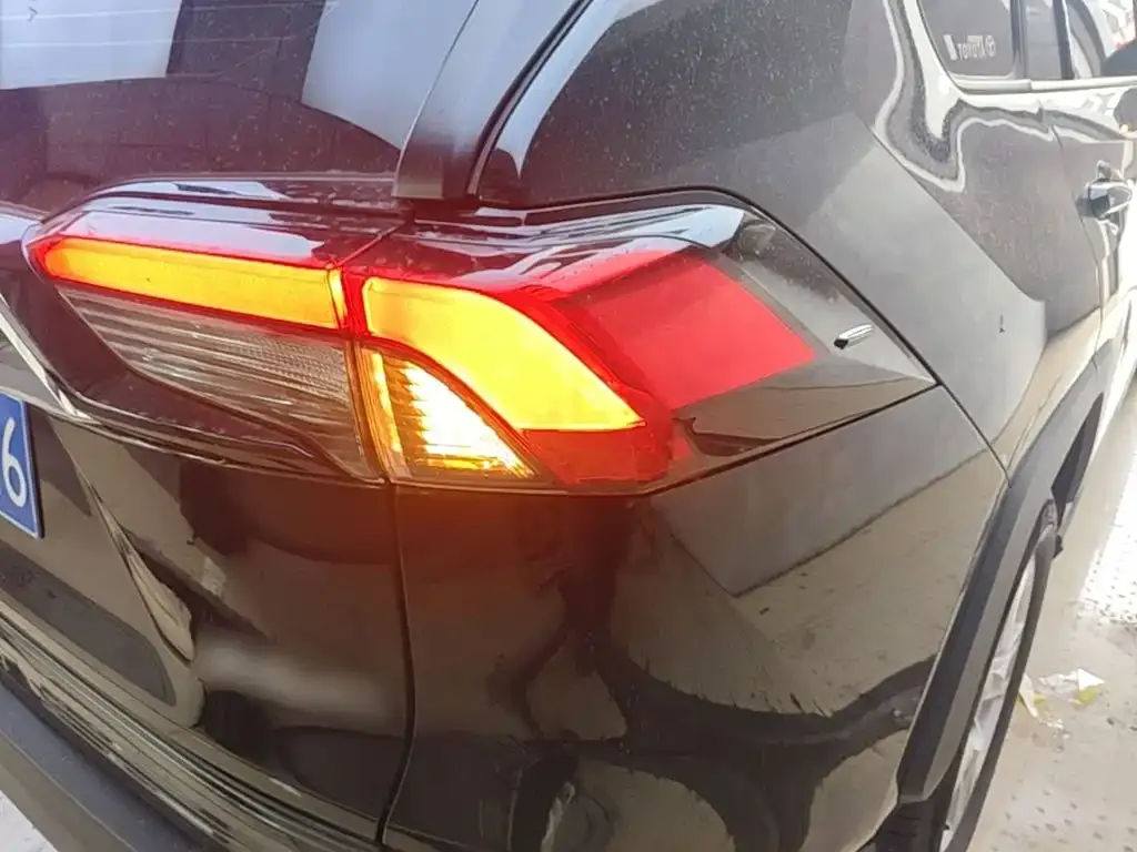 Toyota RAV4 2024 из CN, фото 6