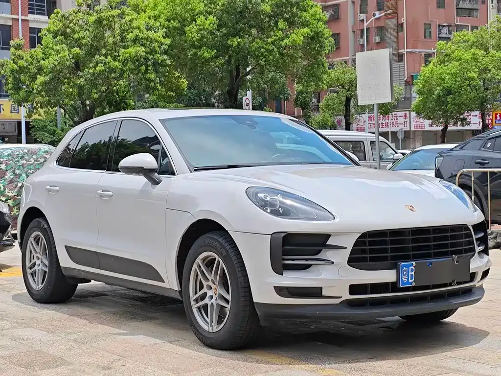 Porsche Macan — фото 9